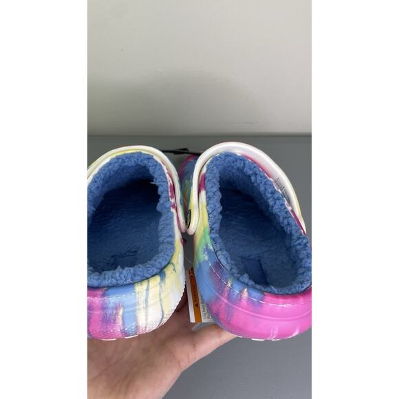 NWT Crocs Unisex US M5/W7 Classic Lined Tie Dye Clog Powder Blue/Multi 206341 - Picture 5 of 5